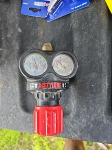 VICTOR ESS3-15-300 ACETYLENE REGULATOR 0781-5106 - Picture 1 of 2