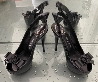 PHILIPP PLEIN PRETO CAVEIRA STILETTO COURO ENVERNIZADO 5” SALTO TAMANHO 37 - Imagem 1 de 4