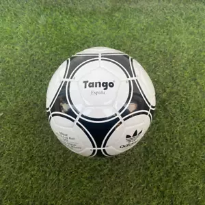 Adidas Tango Espana Bianco Coppa del Mondo FIFA 1982 Spagna Calcio Match Ball Taglia 5 - Foto 1 di 6
