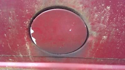 Chevy C1500 C2500 C3500 1988-1998 puerta de combustible aleta de gas granate OEM 15630141 Foto 1 de 2