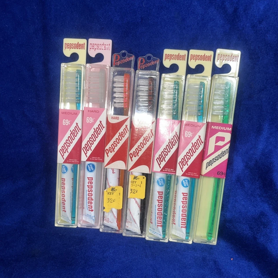 Lote de 7 Pasta de Dientes Pepsodent Mediana Dura De Colección Nuevo En Caja Lote #4 Foto 1 de 4