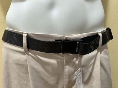 Cinturón de nailon Guess se ajusta hasta 40 pulgadas Foto 1 de 4