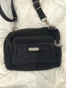 Baggallini Crossbody Triple Zip Purse Black Small Arena Allowed 5 Pockets - Picture 1 of 9