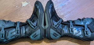 Botas Leatt 3.5 Motocross Motocicleta ATV Para Hombre Talla 11 Negras Usadas Vfine eu 45 - Imagen 1 de 14