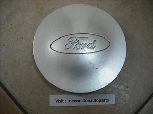 A GENUINE FORD FIESTA MK6 ALLOY WHEEL HUB CENTER CAP 2S61-1000-AA - Picture 1 of 3