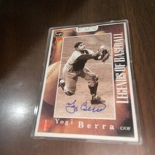 Yogi Berra Autographed 1995 Stouffer's Legends Of Baseball Pop-Up Card w/COA 
