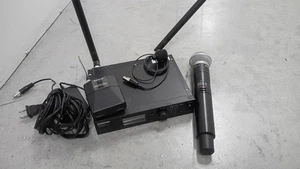 Shure ULXD4 H50 (534-598)MHz Digital Wireless Microphone System with SM58 - Picture 1 of 2
