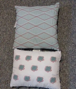 Mainstay E & E Blue & White Decorative Pillows Red Green Pink 16"/ 15" Tassel - Picture 1 of 8
