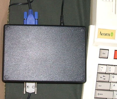 CJE/4D Acorn Archimede/A3000 ecc convertitore video. Uscita SVGA con cavo per LCD ecc.