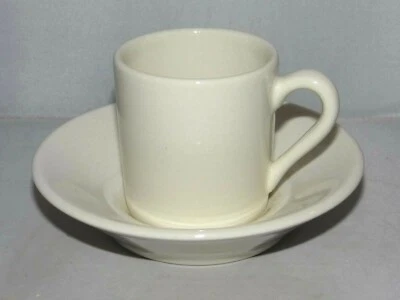 Taza de café espresso estilo restaurante clásico Oneida 9609M y platillo 9409B blanco hueso Foto 1 de 4