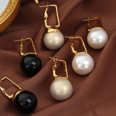Woman 18K Gold Plated Round Pearl Earring Stud Drop Dangle Ear Clip Pierced - Image 1 of 4