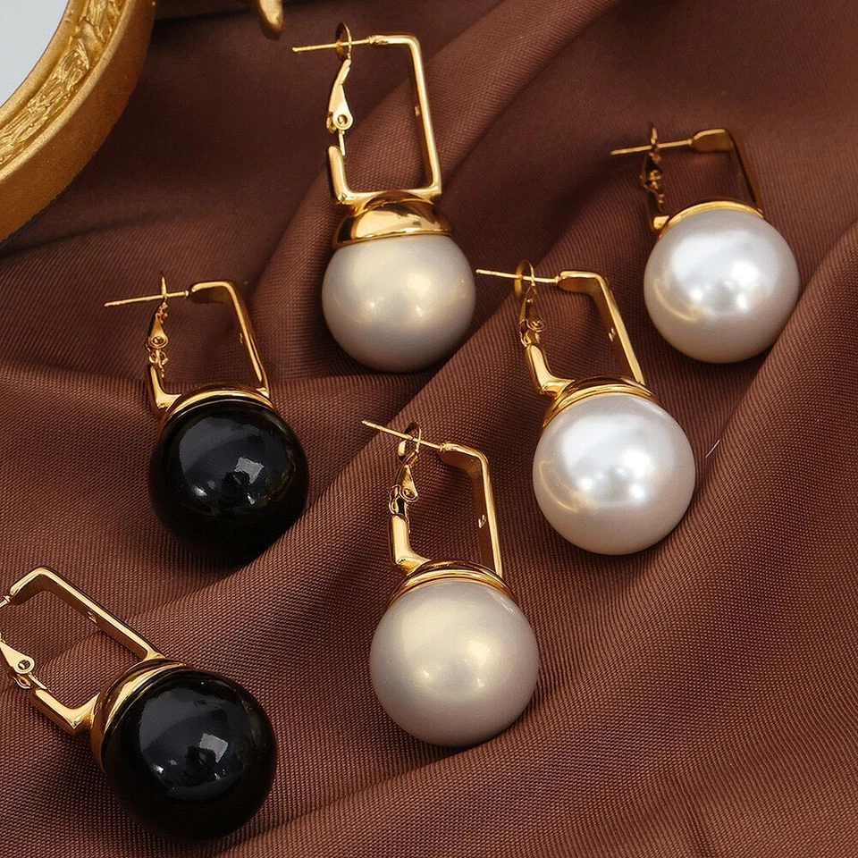 Woman 18K Gold Plated Round Pearl Earring Stud Drop Dangle Ear Clip Pierced - Image 1 of 4