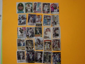 LOTE DE TARJETAS DE BÉISBOL FERNANDO TATIS JR PADRES 25CT MARCAS MULTIANUALES SIN ENGAÑOS - Imagen 1 de 1