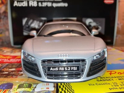 09216S KYOSHO 1 /18 AUDI R8 5.2FSI QUATTRO SILVER NEW SHIPPING WORLDWIDE - Immagine 1 di 4