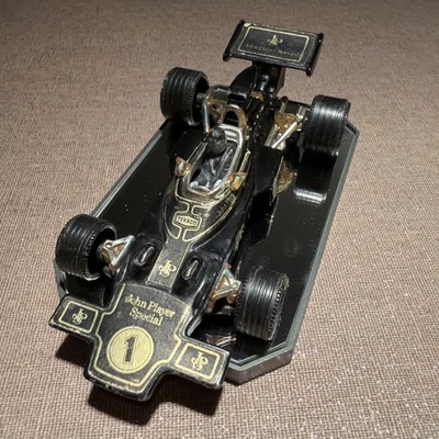 Modellino auto giocattolo da corsa Corgi Lotus John Player Special F1 1:36 Formula 1 vintage - Immagine 1 di 4