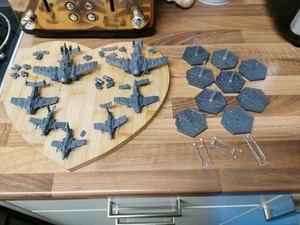 Warhammer Aeronautica Imperialis Ork Grot Bommers + ork fleet - Picture 1 of 14