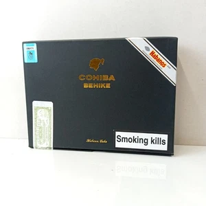 Humidor Behike 54 scatola vuota in legno con custodia in velluto e confezione originale - Foto 1 di 13