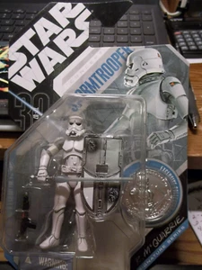 Hasbro's Star Wars Signature Serie Storm Trooper mit Münze - Bild 1 von 1