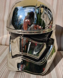 Disney Parks Star Wars Silver Stormtrooper Cup Mug Hinge Handle Captain Phasma - Picture 1 of 8