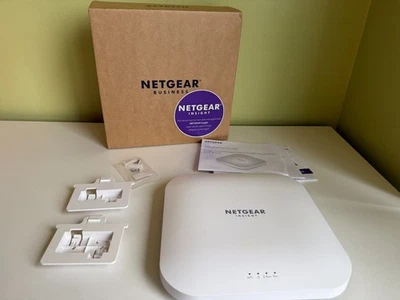 Netgear WAX620 WiFi 6 AX3600 Access Point Multi-Gig Dual Band da Soffitto - Immagine 1 di 4