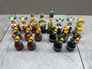 The Simpsons 3D Chess Vintage Replacement Pieces 18 Pcs 1991 - Picture 1 of 5