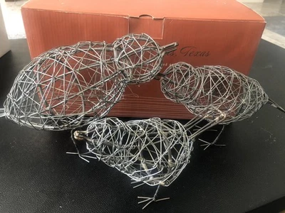 Catálogo Sundance Alambre Metal Pájaros Juego De 3 Nuevo Caja Abierta Boho Hippie Granja Foto 1 de 4