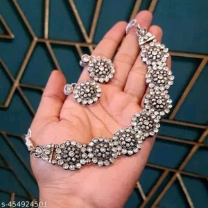 Collar Gargantilla Plata Estilo Bollywood Indio Diseñador Joyería Oxidada - Imagen 1 de 3