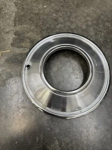 vintage hubcaps - Picture 1 of 4