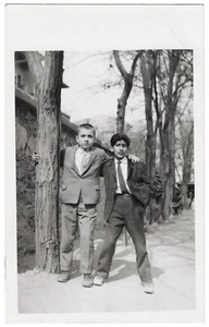 Teenage boy photo handsome guys hugging buddies vintage found snapshot +5895F - Picture 1 of 1
