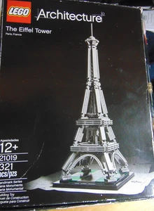 Lego Architecture: The Eiffel Tower 21019 Landmark Series 2014 Building Toy - Picture 1 of 4