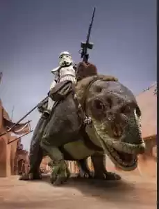 IN STOCK Nuovo Hot Toys MMS722 Sandtrooper Sergente & Dewback Scala 1/6 Set di 2 - Foto 1 di 10