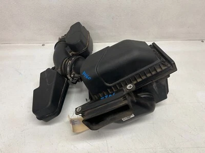 10-16 LINCOLN MKS AIR INTAKE CLEANER FILTER BOX CLEANER FILTER BOX, OEM LOT3460 - Image 1 of 4