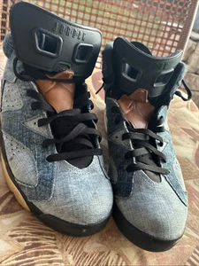 levi's x air jordan 4 retro black denim, Size 10.5 Great Used Pair - Picture 1 of 10