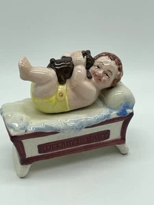 Vintage 1950s Unbranded "Rock A Bye Baby" nesting salt and pepper shakers - Picture 1 of 12