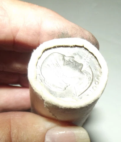 25 Susan B Anthony LIBERTY  1980 P $25.00 roll of ONE DOLLAR coins Cover