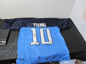 Vince Young jersey signed autograph XL #10 w/ PIA cert Tennessee Titans - Picture 1 of 8