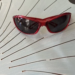 Very Nice Red Frame Fashion Wrap Sunglasses - Picture 1 of 4