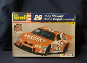 Tony Stewart Home Depot Grand Prix #20 Revell 1:24 Modellbausatz 85-2986 Sealed Box - Bild 1 von 6