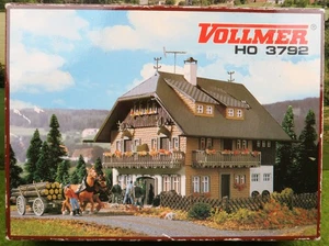 Vollmer Spur H0 1:87 - 43792 (3792) Bausatz "Forsthaus" Alpenländisch Berghaus - Picture 1 of 4