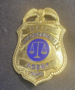 Bail Enforcement Agent Replica Badge & Goldtone 3" Novelty - Picture 1 of 5