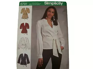 Camicia Simplicity Misses' Wrap Tops modello non tagliato, 8791 H5, taglie USA 6-14, contenitore 8 - Foto 1 di 5