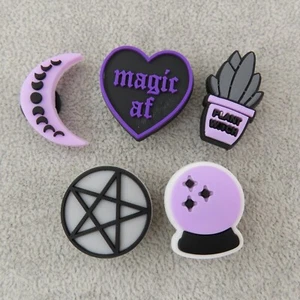 Cionondoli per scarpe VIOLA MAGIA braccialetti palla luna occulto Wiccan pentagramma set di 5 - Foto 1 di 4