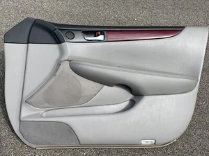 2002-2006 LEXUS ES 300 330 FRONT RIGHT PASSENGER SIDE DOOR PANEL OEM (GRAY) - Picture 1 of 9