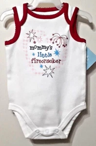 Body bambino neonato Small Wonders "Mommy's Little Firecracker" - Foto 1 di 1