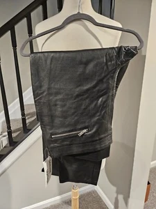 Ellos – Genuine Smooth Black Skinny Leather Pants (Size 22) - Picture 1 of 23