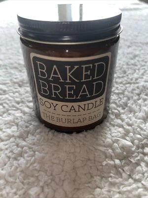 The Burlap Bag 9 oz Vela de Soja Pão Assado delicioso - Imagem 1 de 3