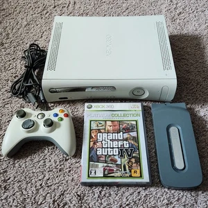 Xbox 360 Japanese Console Bundle Lot + GTA IV - UNTESTED US Seller Japan Import - Picture 1 of 12
