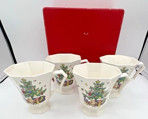 Paquete de 4 tazas de café con patas de Navidad Nikko vintage Japón escena navideña en caja - Imagen 1 de 7
