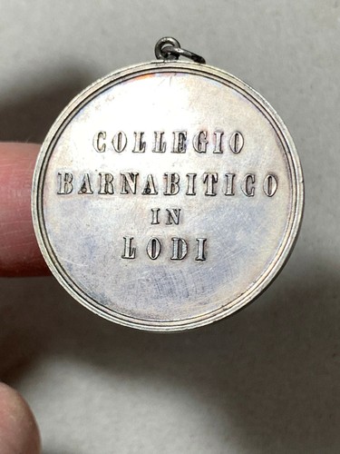 Foto 1 di 2