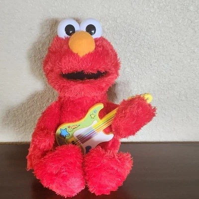 Seame Street Rock & Rhyme Talking/Singing Elmo *Habla inglés y español Foto 1 de 4